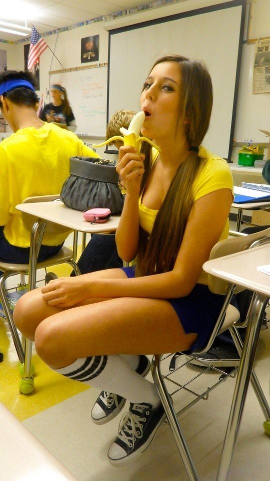 Banana girl