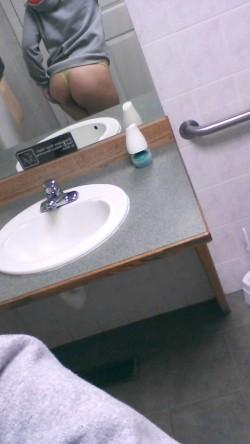 Crappy at-work butt picture (f)