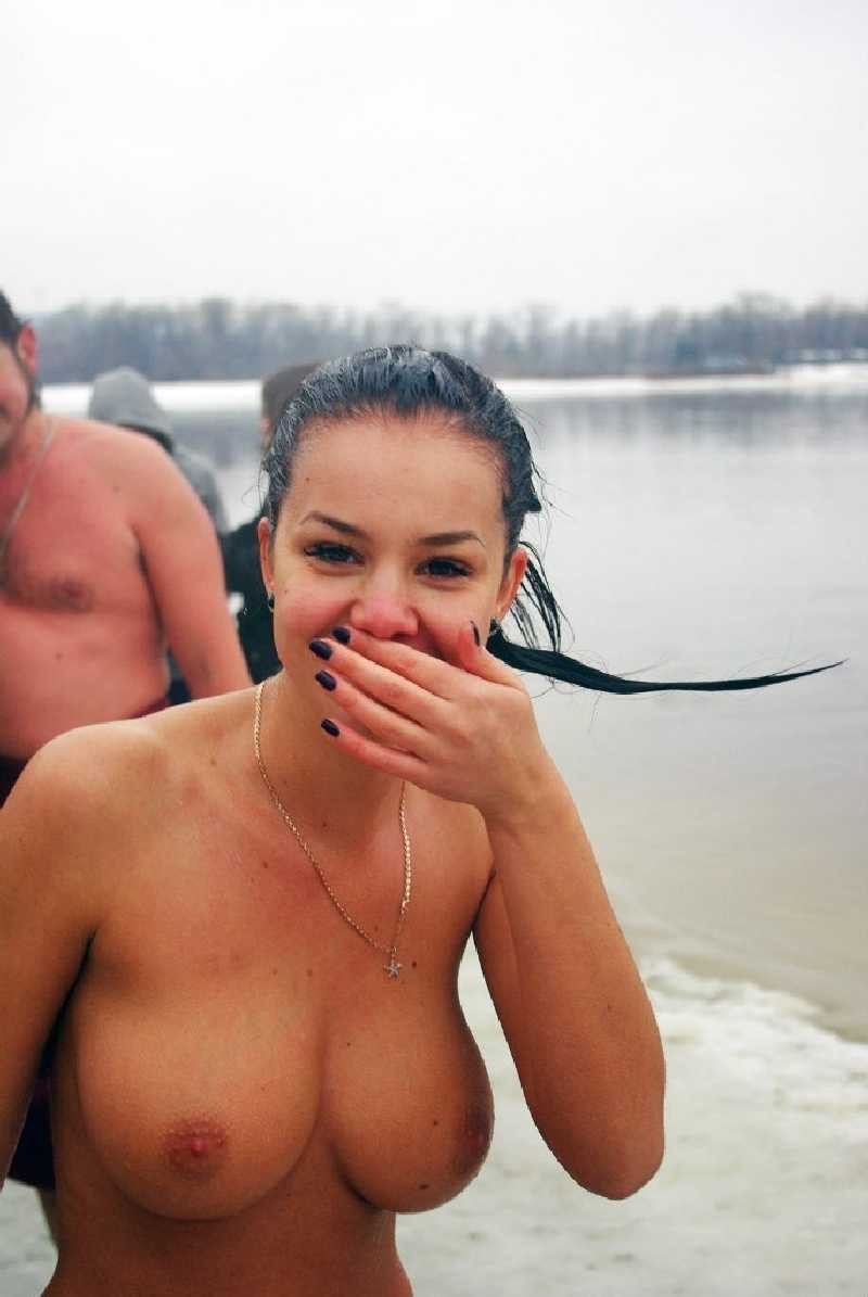 She didn't expect to see a camera while skinny dipping