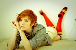The pose in knee socks