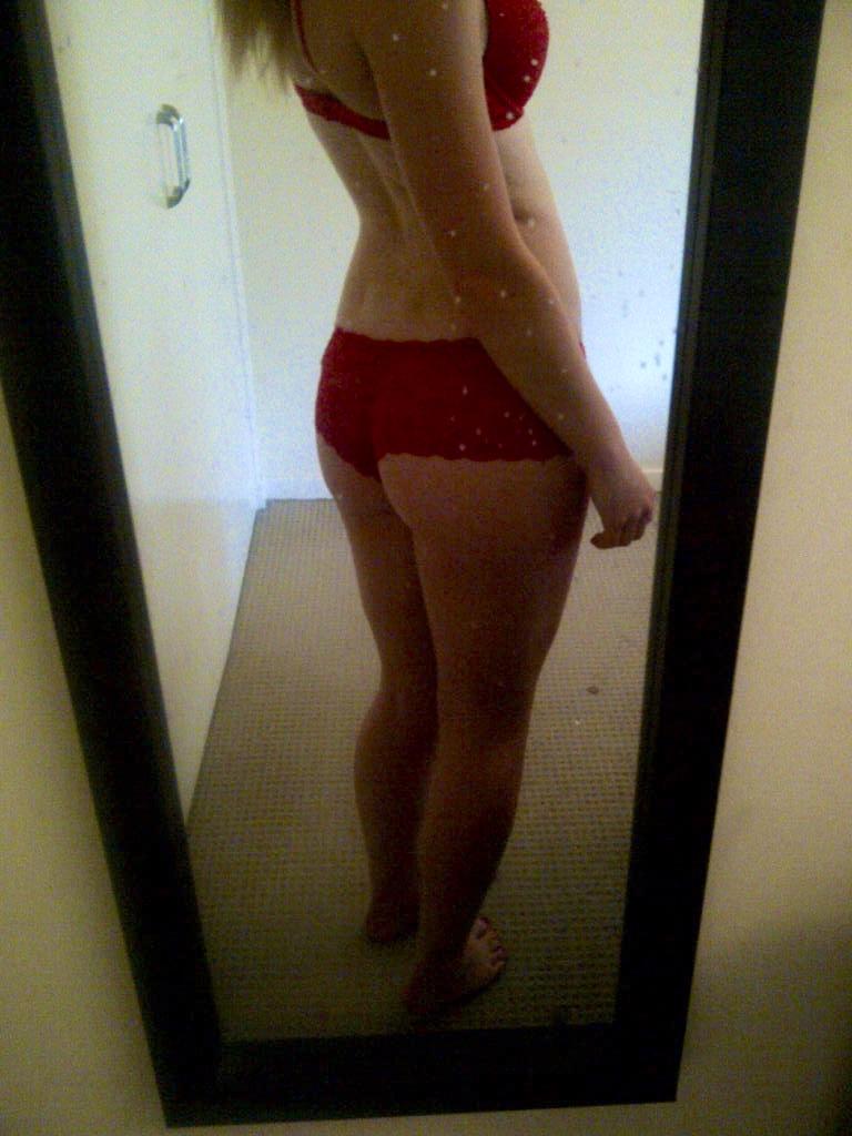 My main regret is the fact I didn't wear sexier undies for the night out.. [f]