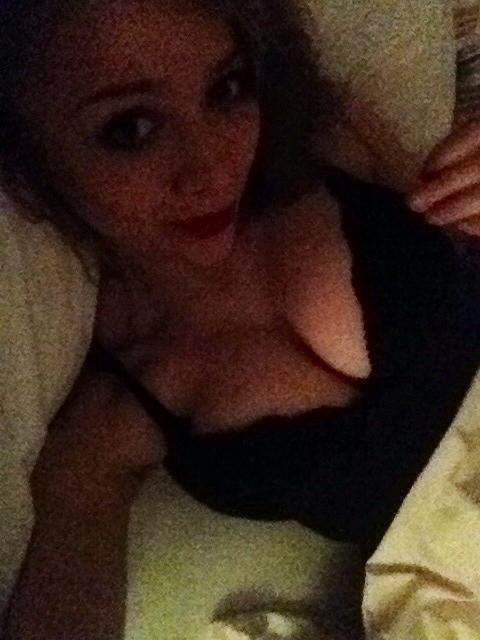 dimly lit mild (f)