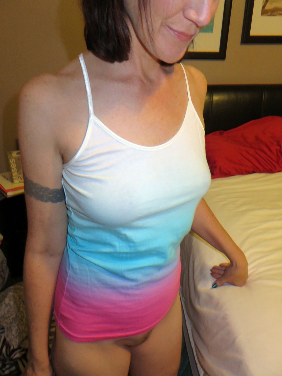 Tank-top MILF