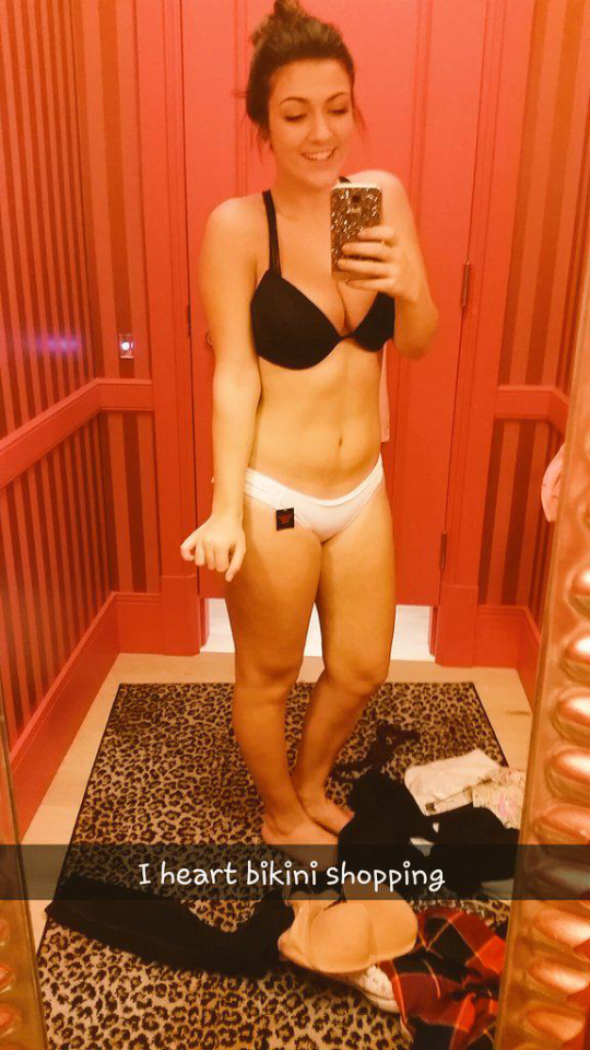 Changing room bikini pic