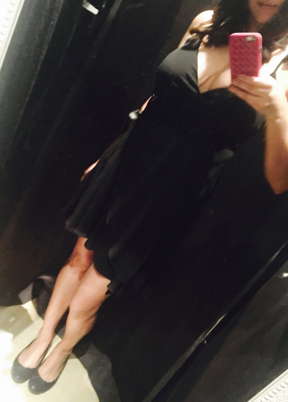 I stay away [f]rom black usually but had to try this pretty dress on!