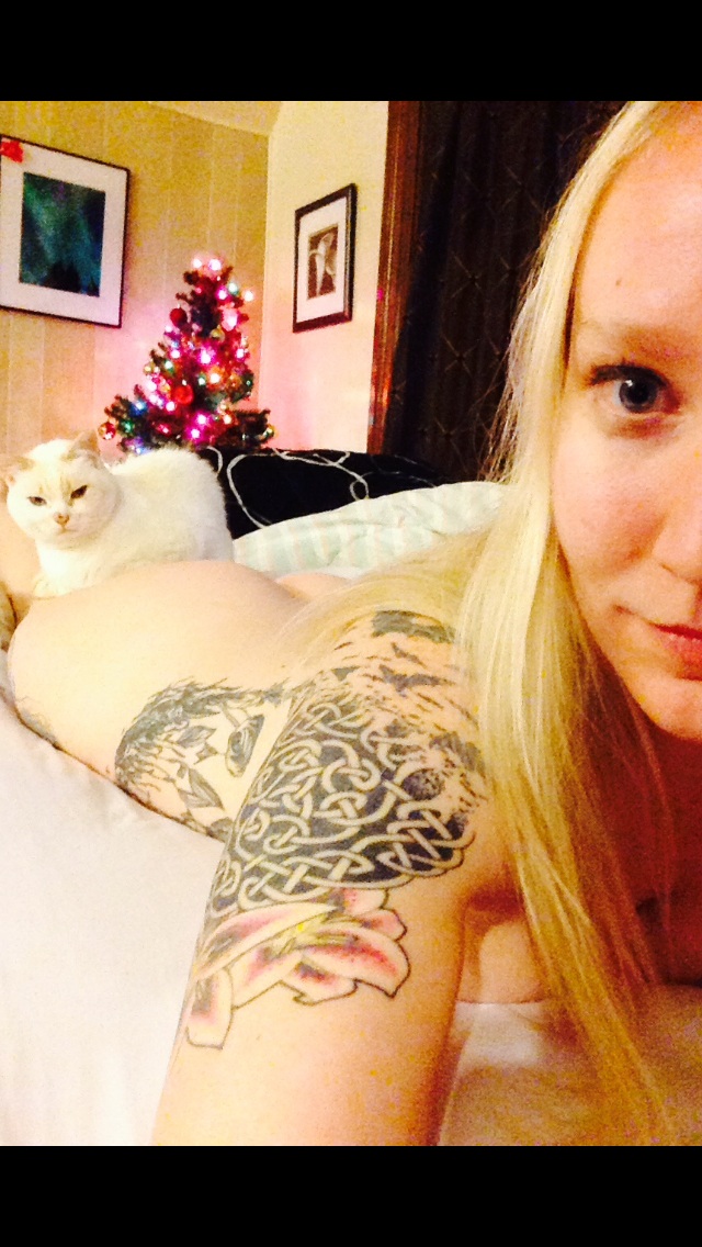 I think my cat is obsessed with being on me while I'm naked. (f)