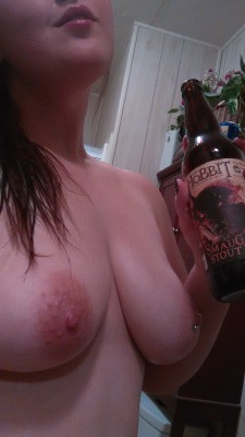 Post-shower beer pics should be a thing.