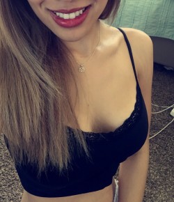 Getting ready for school this morning (F)