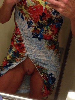 Ginger MILF - ready for the nite out