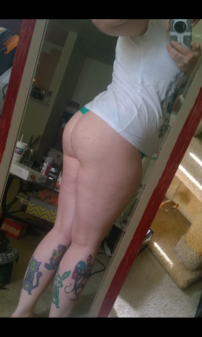 Just a little ass and thigh while I was getting ready..