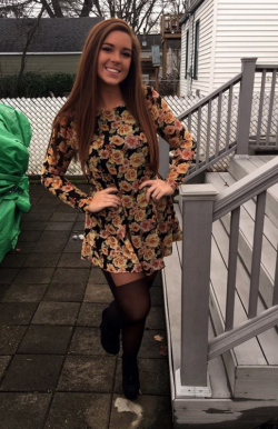 Pretty Girl (AIC)