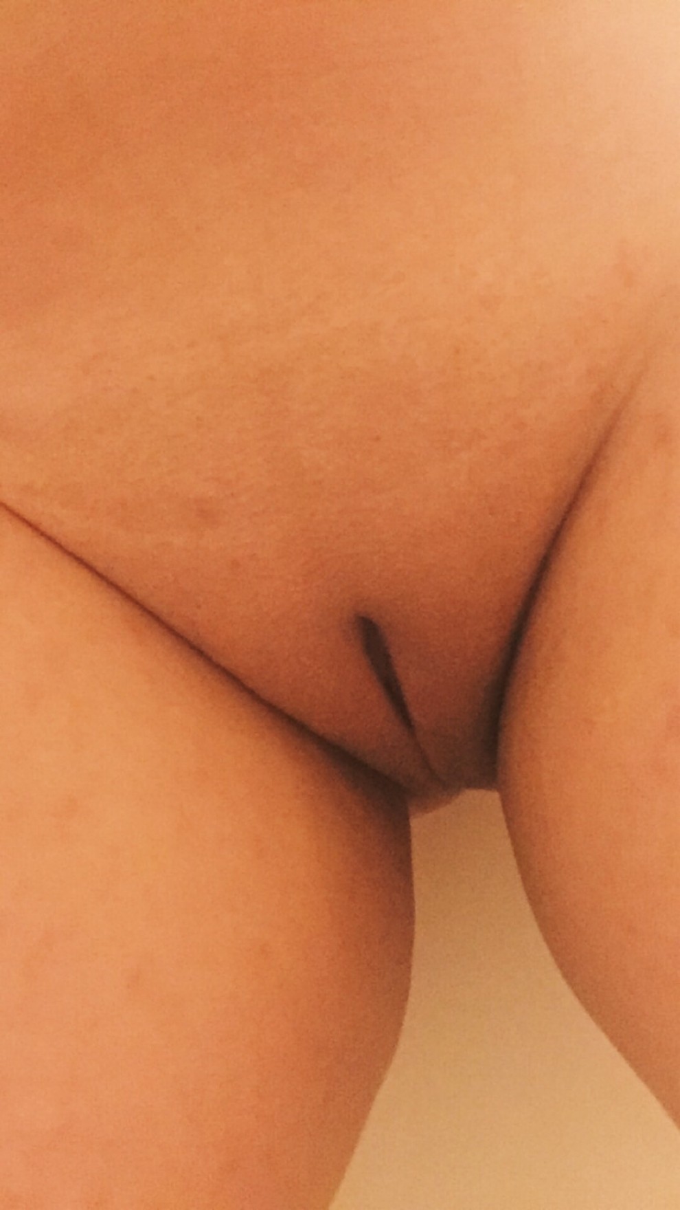 [f]i think my pussy is pretty cute... how about you? ;)