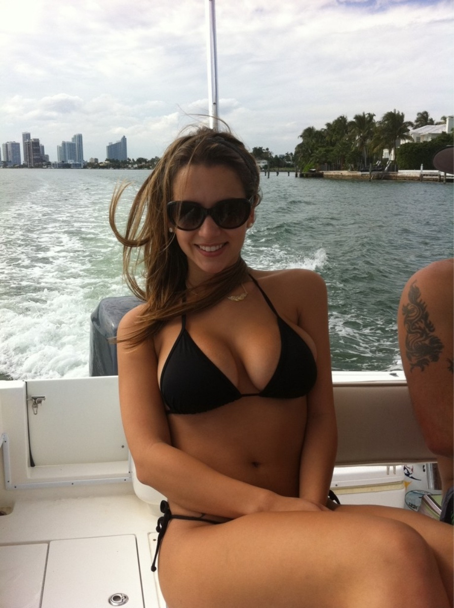 Busty boat bikini babe