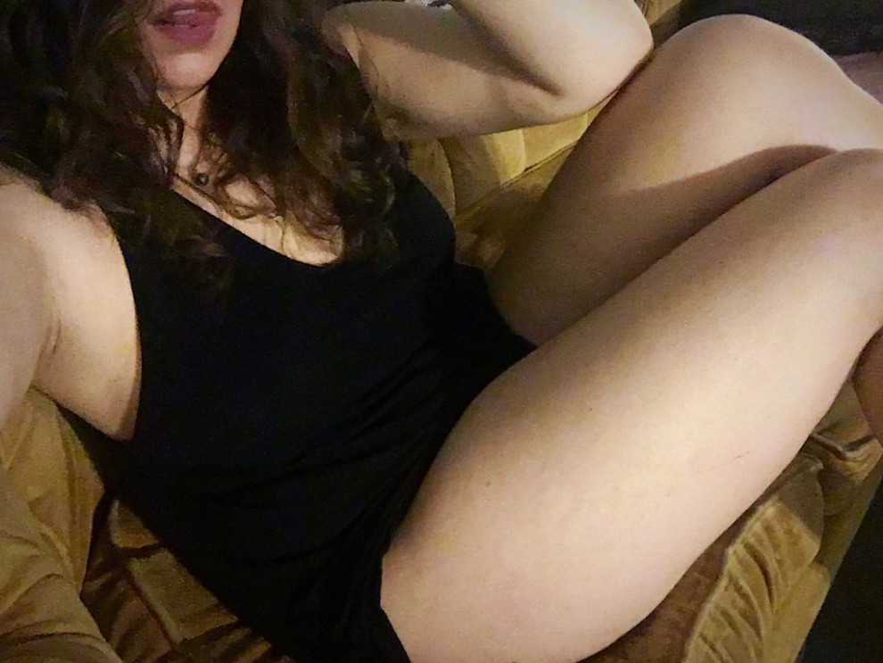 Legs and Tongue. [f]