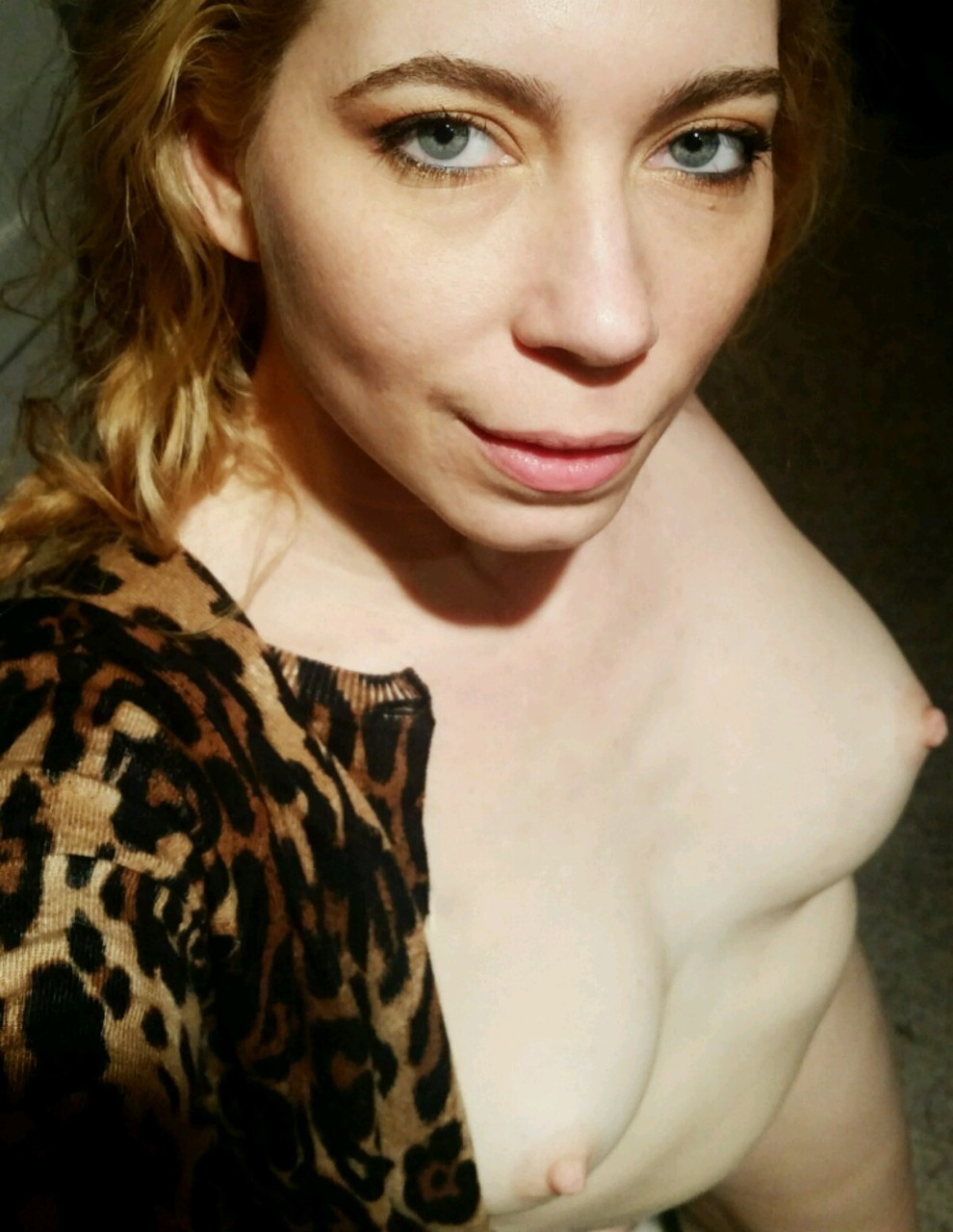 Wild Eyes... (F)39