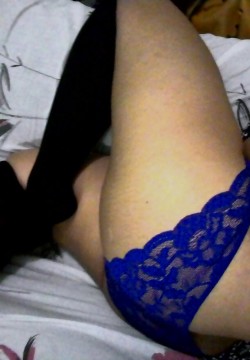 [F] Blue lace and knee high socks make me feel naughty