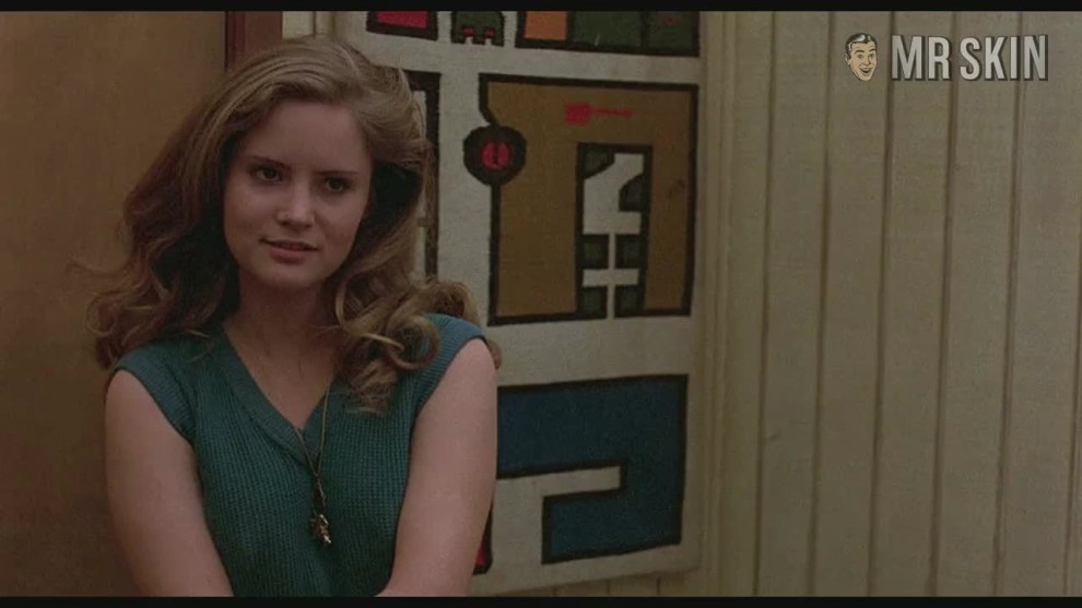 Jennifer Jason Leigh - Fast Times at Ridgemont High