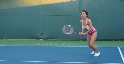 TT Tennis Tits (Xpost /r/NSFWSports)