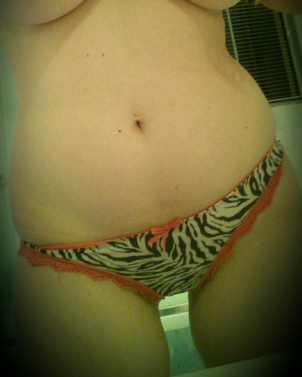 Don't want to go back to reality tomorrow tell me your (f)antasies