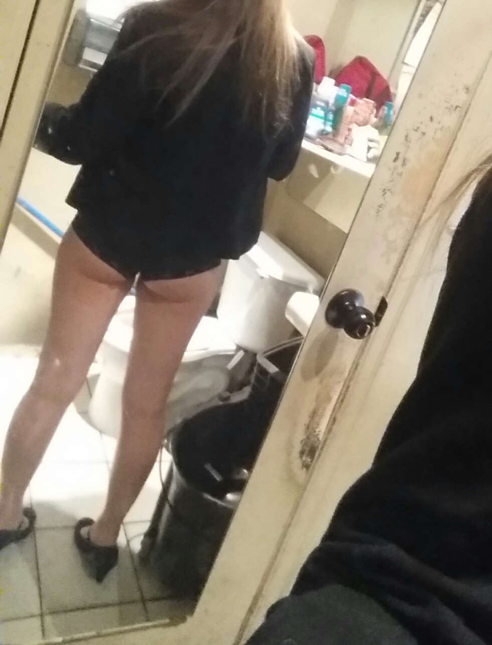 [F]riday funday even when I'm working ♡