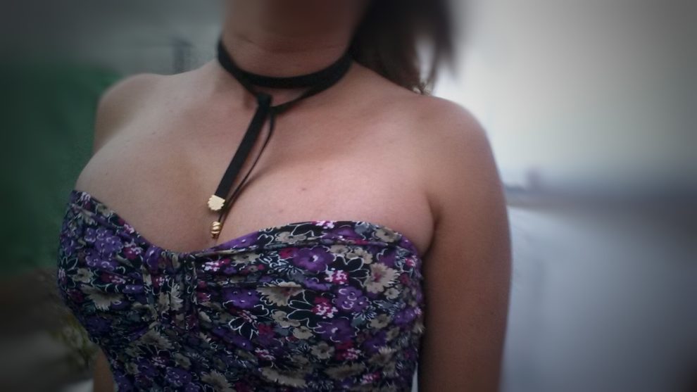 I think it's sa[f]e to say I love my choker