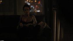 Riley Keough in "The Girlfriend Experience (TV Series)" (S01E01)