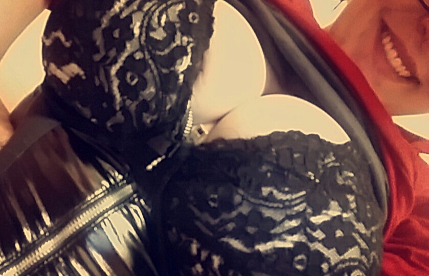 Another day of Waist training...so corset at work? sneaky picture? not really...hehe (f)