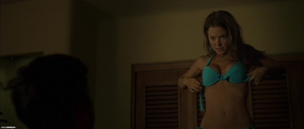 Madison McKinley in Flaked (2017) Sniz Porn.