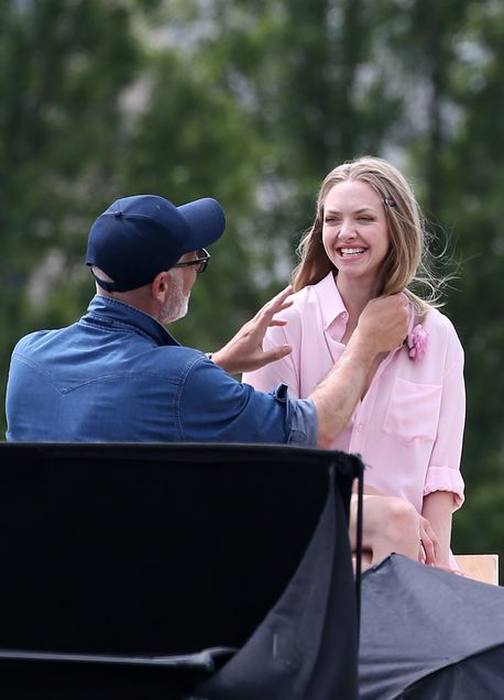 Amanda Seyfried Happy and embarrassed that she just showed her coochy to the entire world.
