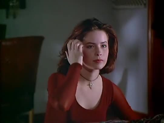 Holly Marie Combs with some nice plot in "A Reason to Believe"