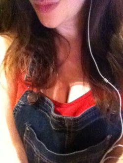 Dungaree-peeking! (f)