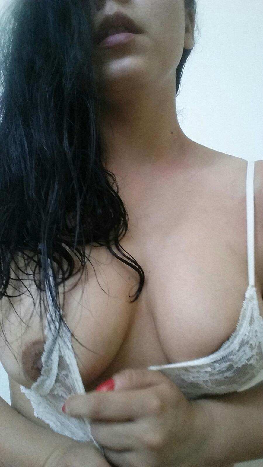 Who wants to suck big nipples