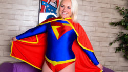 Super lady takes it up the bootie