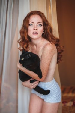 Oksana Butovskaya and her cat