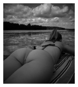Sexy thick ass by lake