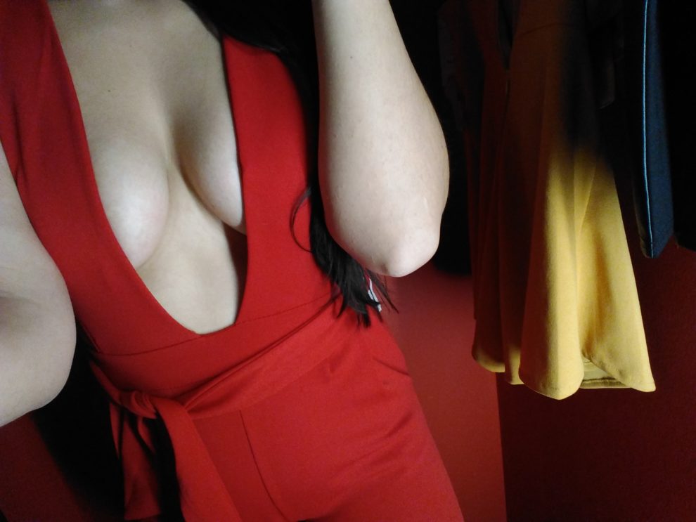 Should I buy this out[F]it?