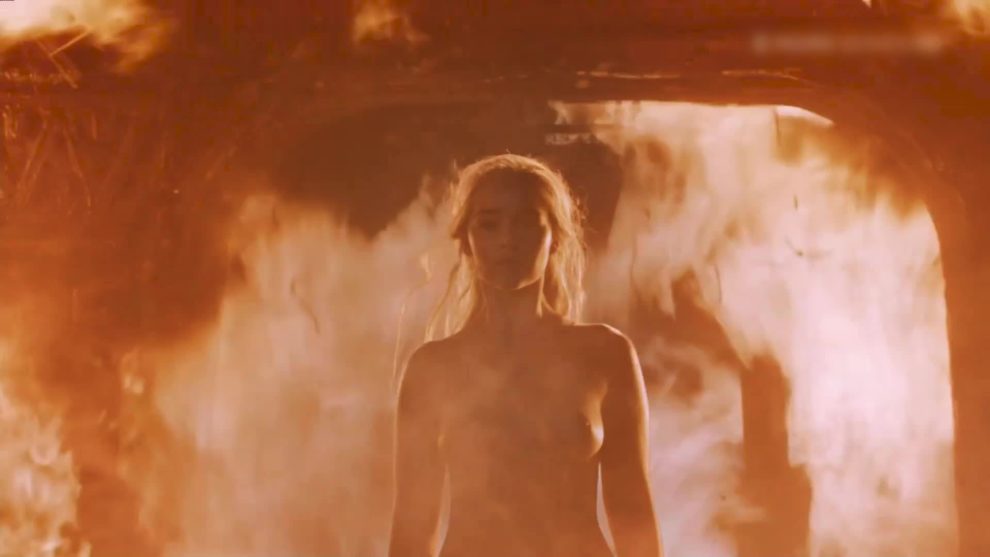 Emilia Clarke's plot in Game of Thrones S6E04 [1080p]