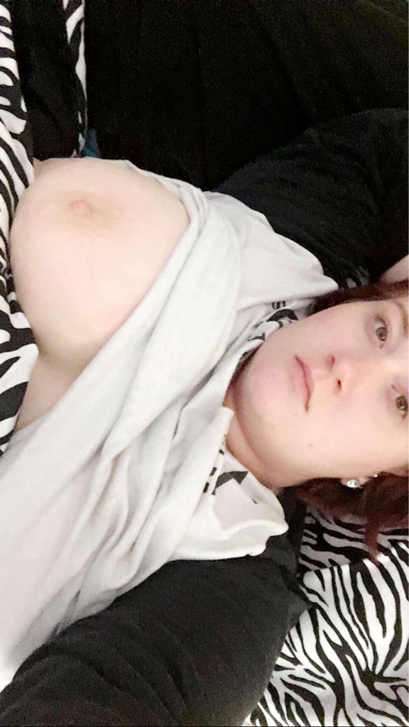 Thinking about getting (f)ucked. ;) snapchat:katieliz1993