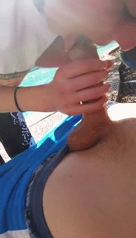 Amateur Deepthroat Poolside (x-post /r/PoolsidePorn)