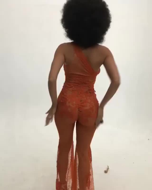 Afro Booty Grooving.