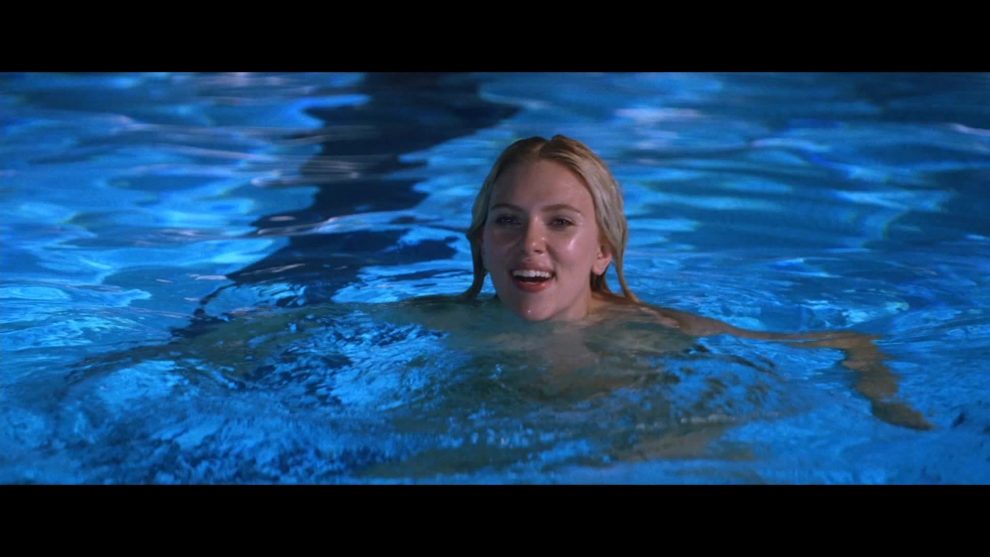 Scarlett Johansson Cleavage In 'He's Just Not That Into You'