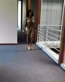 golden jiggle catwalk practice