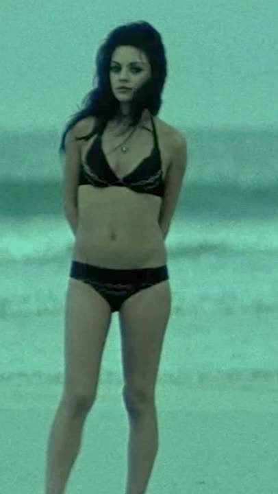 Mila Kunis bikini plot