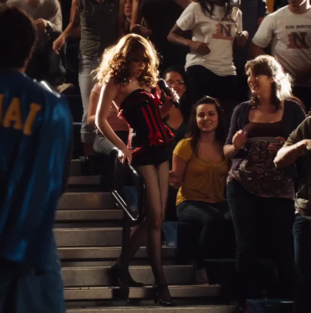 Emma Stone strutting her stuff in Easy A (2010)