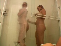 Fascinating exgirlfriend wench Jessie and her nice buddy taking shower