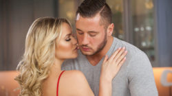 Mia Malkova Shares The Impressive Hookup This babe Has with Danny Mountain