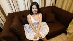 Scorchin' scorching Thai babe services and products attractive vacationer with wild mouth and ass